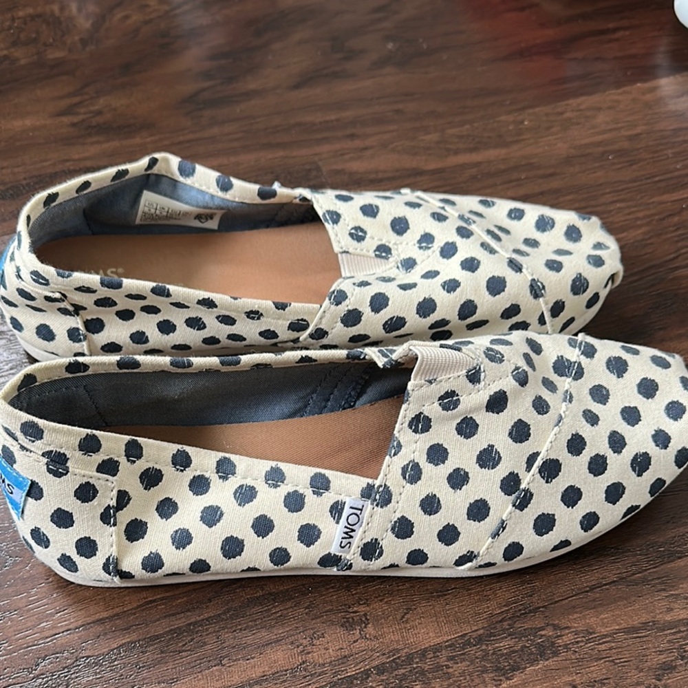 TOMS Women's Polka Dot - Picture 2 of 3